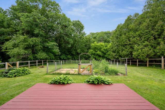 176 Brown's Court, Richmond, VT 05477
