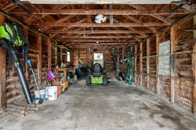 176 Brown's Court, Richmond, VT 05477