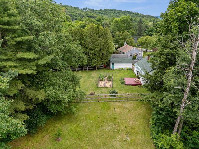 176 Brown's Court, Richmond, VT 05477