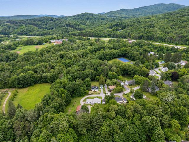 176 Brown's Court, Richmond, VT 05477