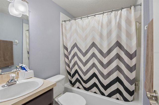 18116 SUGAR BROOKE DRIVE, Tampa, FL 33647