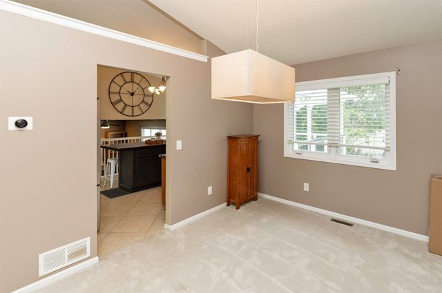 5740 NW 92nd Court, Johnston, IA 50131
