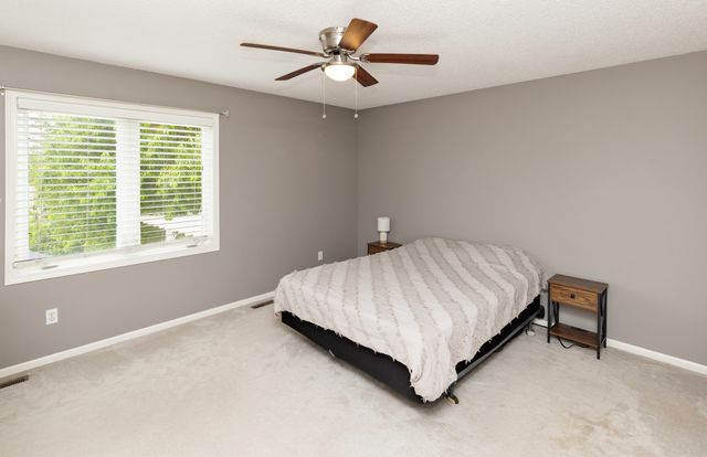 5740 NW 92nd Court, Johnston, IA 50131
