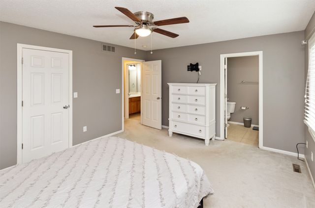 5740 NW 92nd Court, Johnston, IA 50131