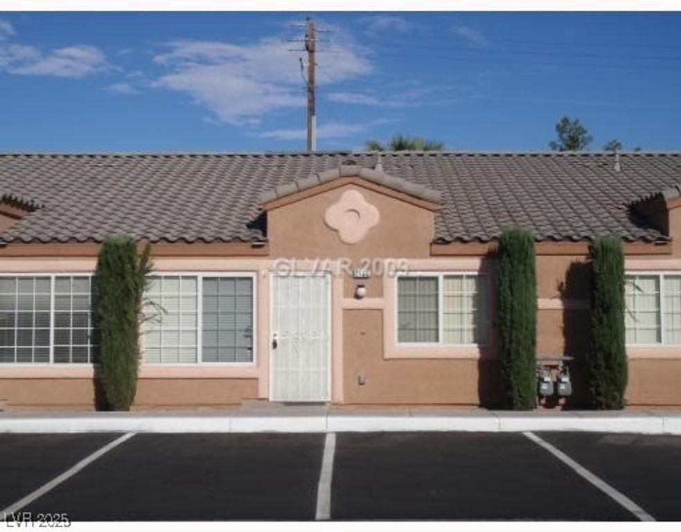 2106 Sleepy Court, Las Vegas, NV 89106