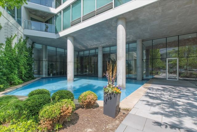 1720 Maple Avenue 2240, Evanston, IL 60201