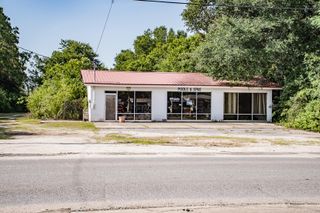 2785 Goodwin Avenue, Crestview, FL 32539