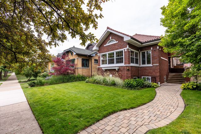 4136 N Lavergne Avenue, Chicago, IL 60641