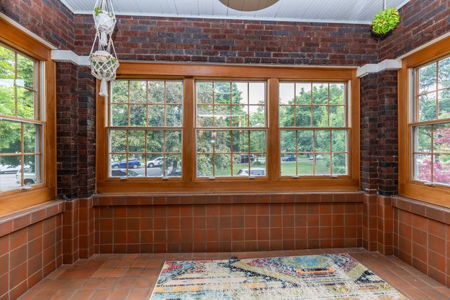 4136 N Lavergne Avenue, Chicago, IL 60641