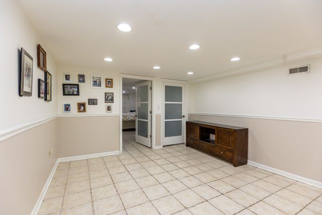 4136 N Lavergne Avenue, Chicago, IL 60641