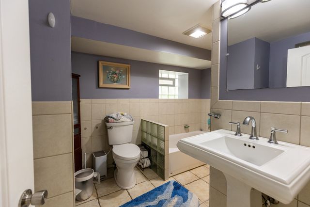 4136 N Lavergne Avenue, Chicago, IL 60641