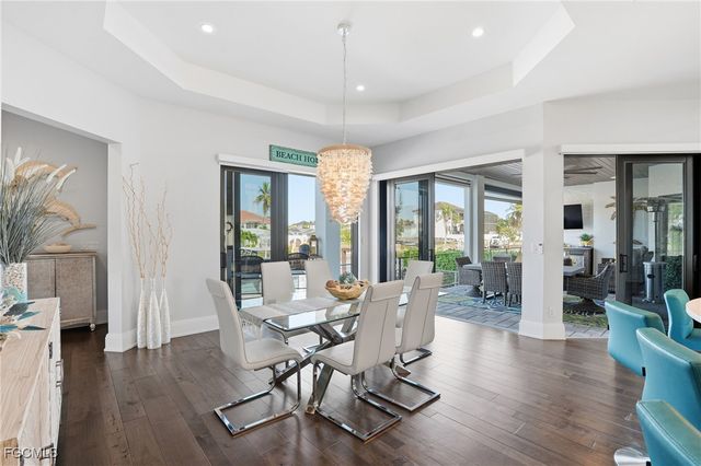 427 Willet AVE, Naples, FL 34108