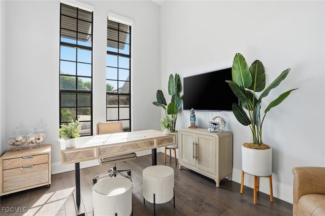 427 Willet AVE, Naples, FL 34108