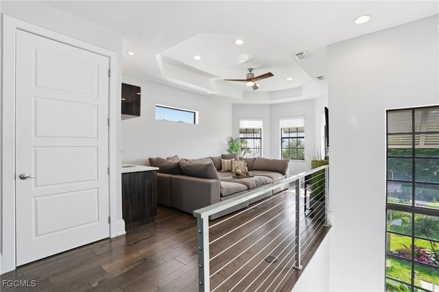 427 Willet AVE, Naples, FL 34108