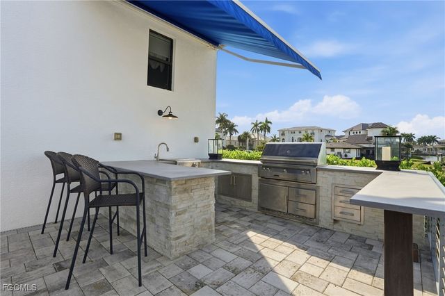 427 Willet AVE, Naples, FL 34108