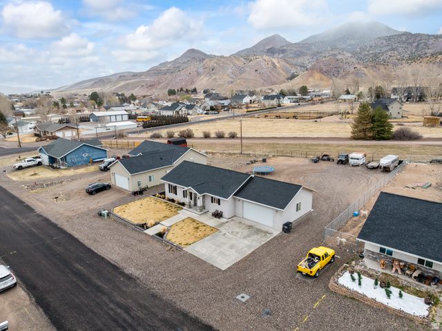 847 S 300 E, Monroe, UT 84754