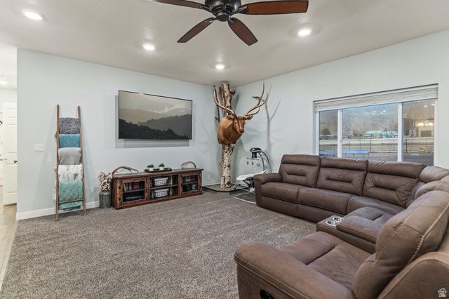 847 S 300 E, Monroe, UT 84754