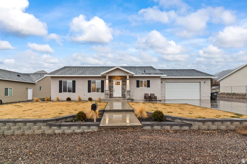 847 S 300 E, Monroe, UT 84754