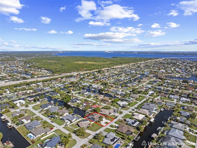 1935 SE 26TH STREET, Cape Coral, FL 33904