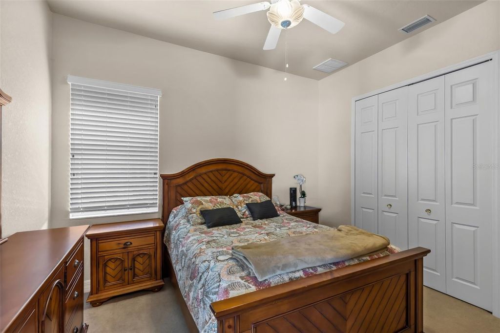 Image 20 of property listing at 1935 SE 26TH STREET, Cape Coral, FL 33904