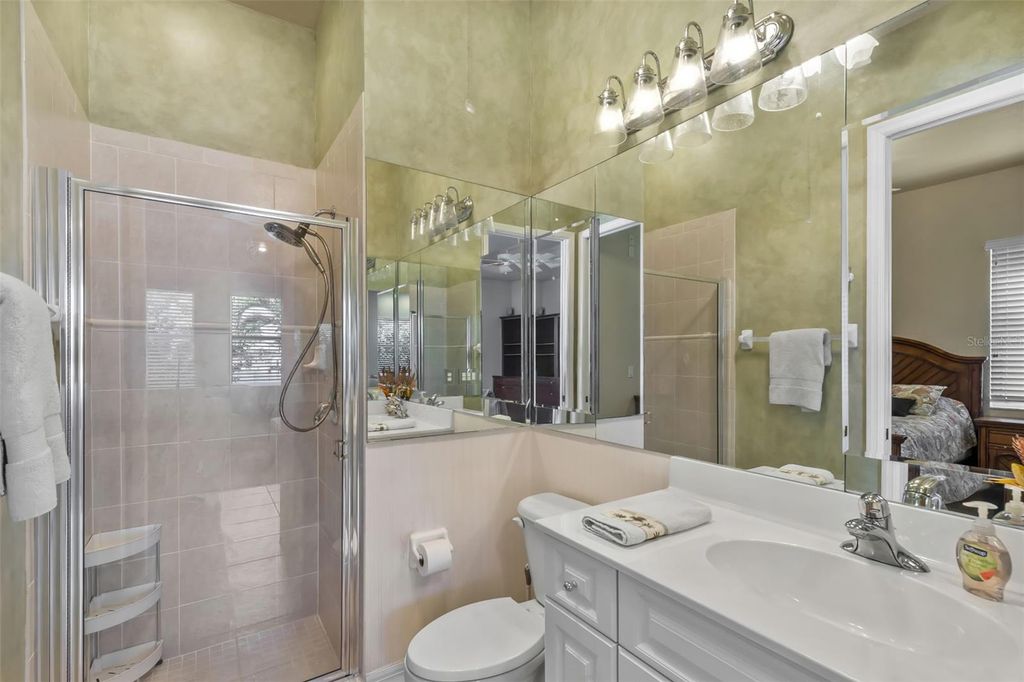 Image 21 of property listing at 1935 SE 26TH STREET, Cape Coral, FL 33904