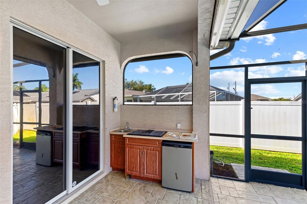 Image 26 of property listing at 1935 SE 26TH STREET, Cape Coral, FL 33904