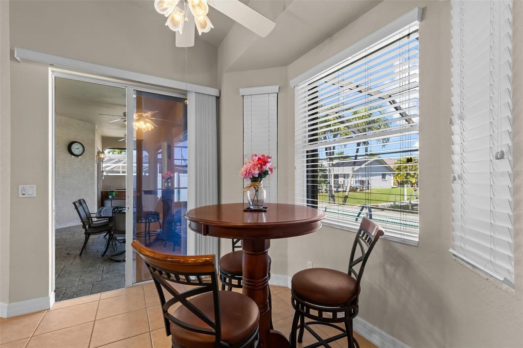 Image 10 of property listing at 1935 SE 26TH STREET, Cape Coral, FL 33904