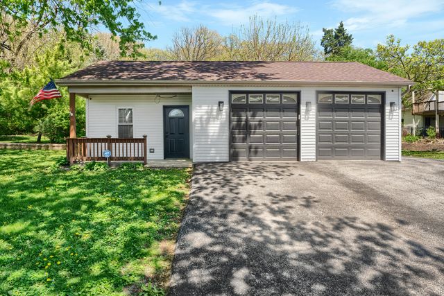 19W640 Bluff Road, Lemont, IL 60439