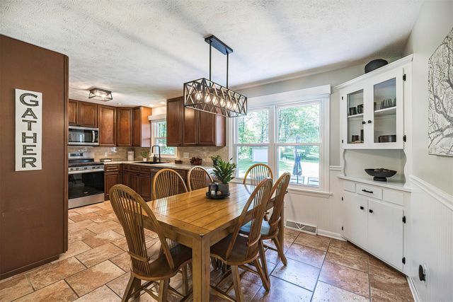 946 BOYER Road, Harborcreek, PA 16511