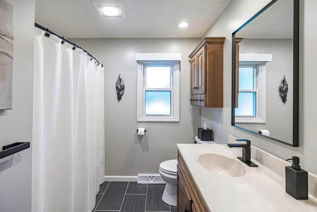 946 BOYER Road, Harborcreek, PA 16511