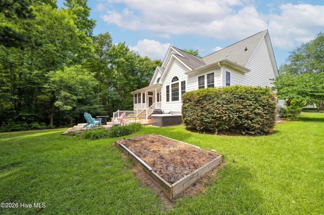 203 Megan Loop S, Hertford, NC 27944