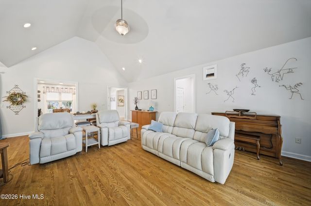 203 Megan Loop S, Hertford, NC 27944