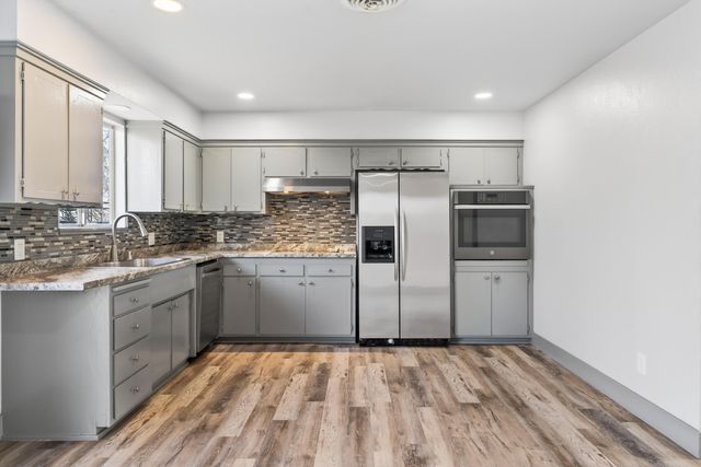 6551 El Camino Drive, Redding, CA 96001