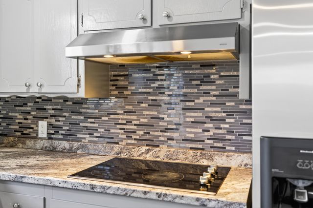 6551 El Camino Drive, Redding, CA 96001