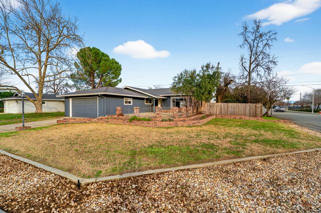 6551 El Camino Drive, Redding, CA 96001