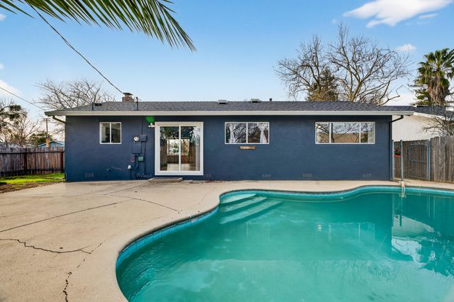 6551 El Camino Drive, Redding, CA 96001