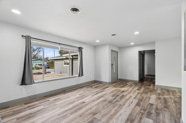 6551 El Camino Drive, Redding, CA 96001