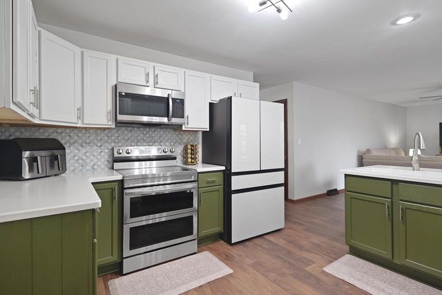 6105 68th STREET, Kenosha, WI 53142