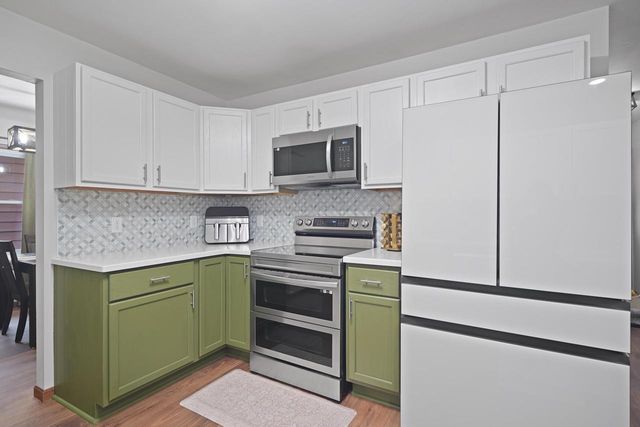 6105 68th STREET, Kenosha, WI 53142