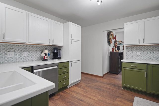 6105 68th STREET, Kenosha, WI 53142