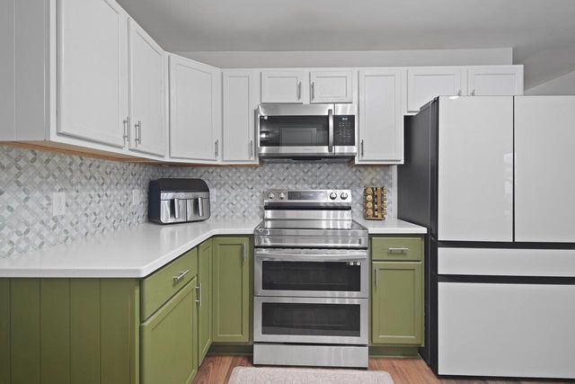 6105 68th STREET, Kenosha, WI 53142