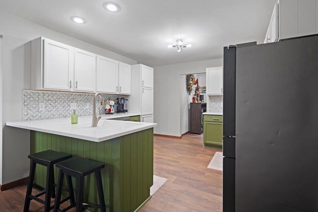 6105 68th STREET, Kenosha, WI 53142