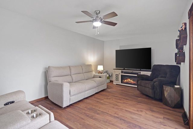 6105 68th STREET, Kenosha, WI 53142