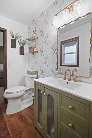 6105 68th STREET, Kenosha, WI 53142