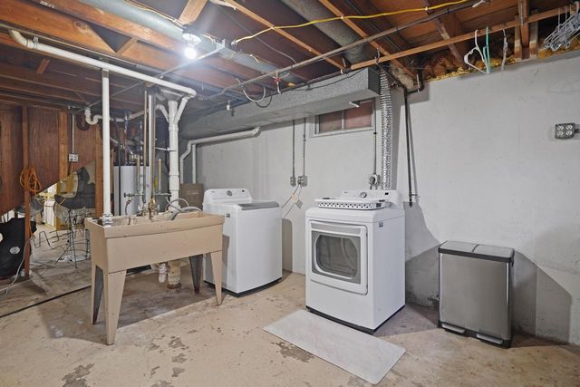 6105 68th STREET, Kenosha, WI 53142