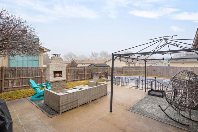 6105 68th STREET, Kenosha, WI 53142