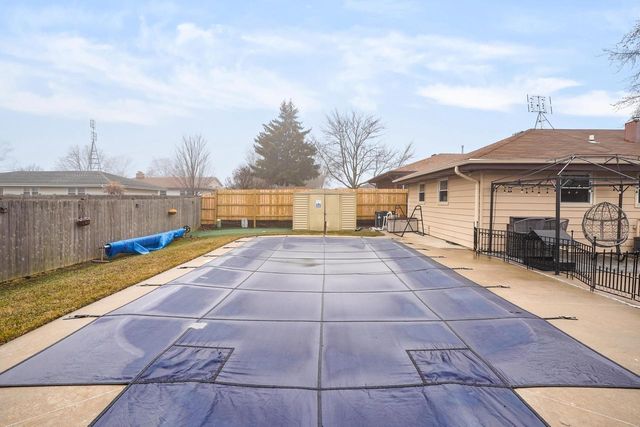 6105 68th STREET, Kenosha, WI 53142