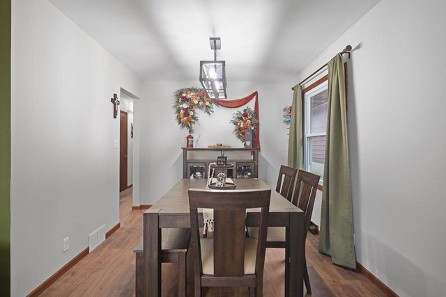 6105 68th STREET, Kenosha, WI 53142