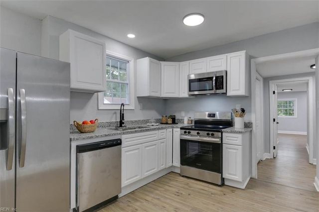 2832 Stanhope AVE, Norfolk, VA 23504