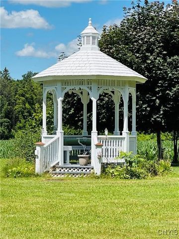 410 Lick St, Groton, NY 13073